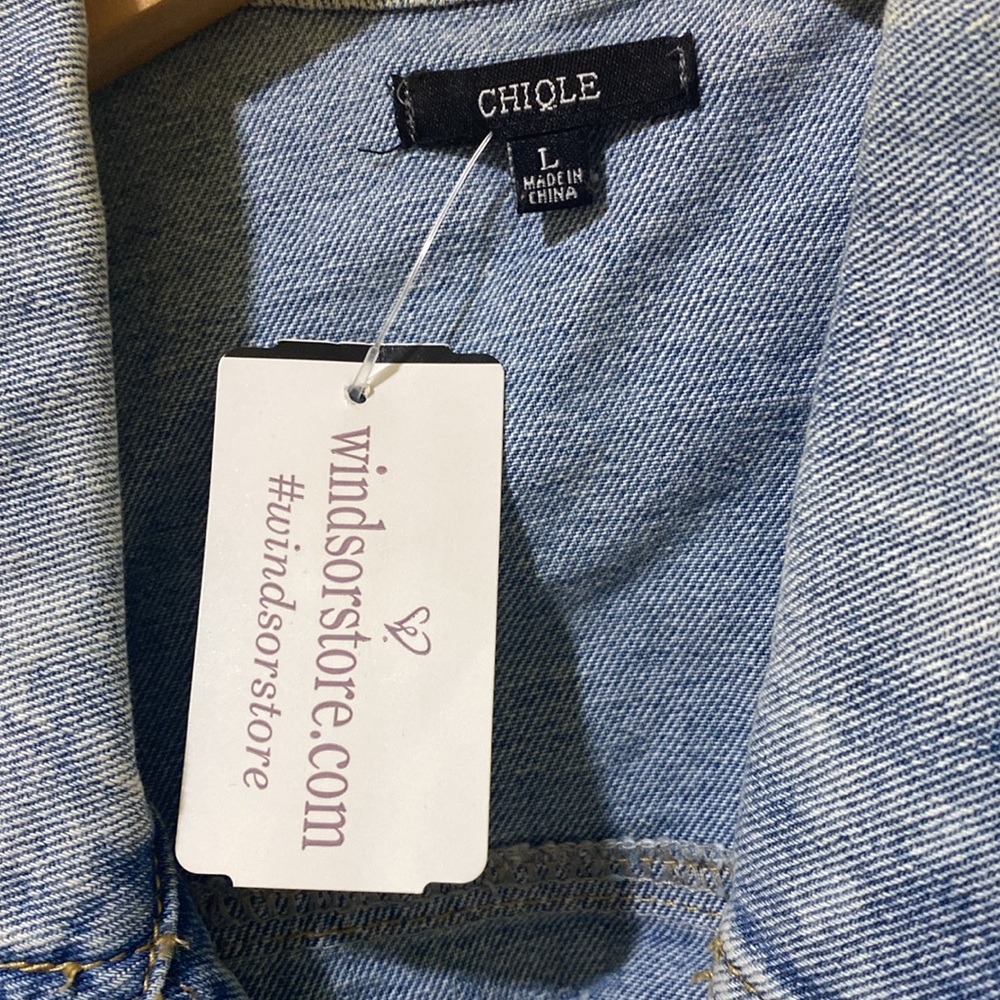 Windsor shredded cropped jean jacket new! - Picture 3 of 3